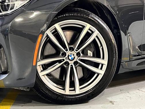 2016 BMW 750 i xDrive