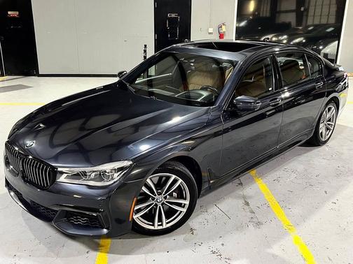 2016 BMW 750 i xDrive