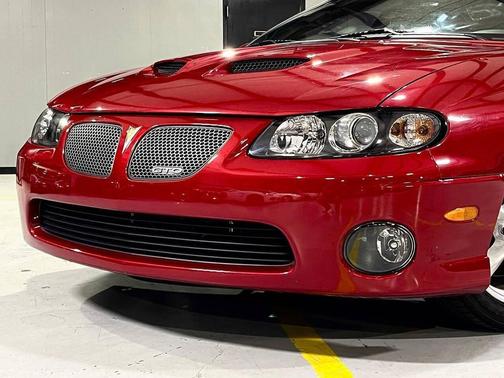 2006 Pontiac GTO Base 2dr Coupe
