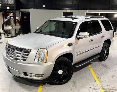 2010 Cadillac Escalade Luxury