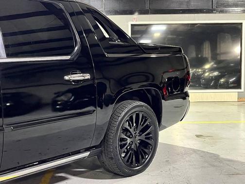 2009 Cadillac Escalade EXT Base