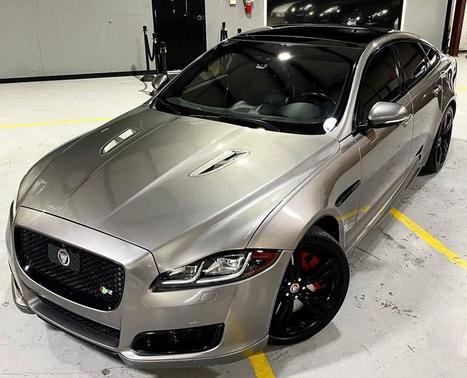 2017 Jaguar XJ XJR