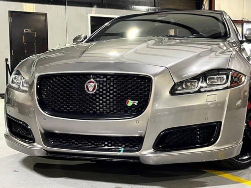 2017 Jaguar XJ XJR