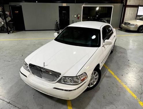 2010 Lincoln Town Car Signature