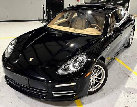 2014 Porsche Panamera 4S Executive
