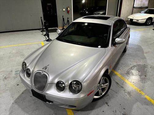 2005 Jaguar S-Type 4.2L V8 R