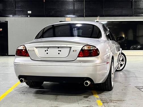 2005 Jaguar S-Type 4.2L V8 R