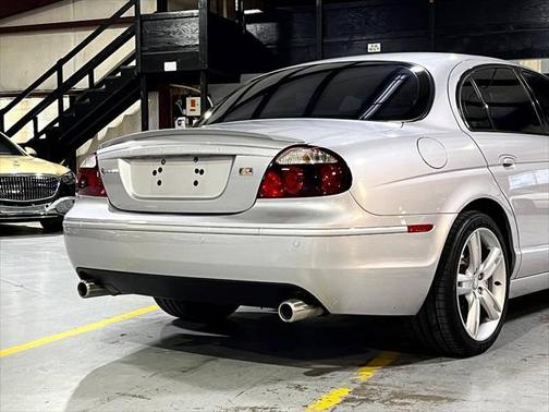 2005 Jaguar S-Type 4.2L V8 R