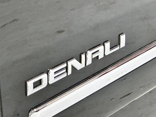 2013 GMC Yukon Denali