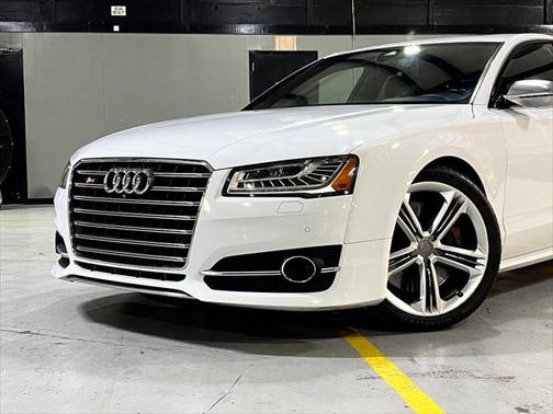 2015 Audi S8 4.0T