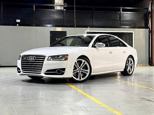 2015 Audi S8 4.0T