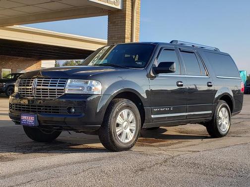 2014 Lincoln Navigator Base