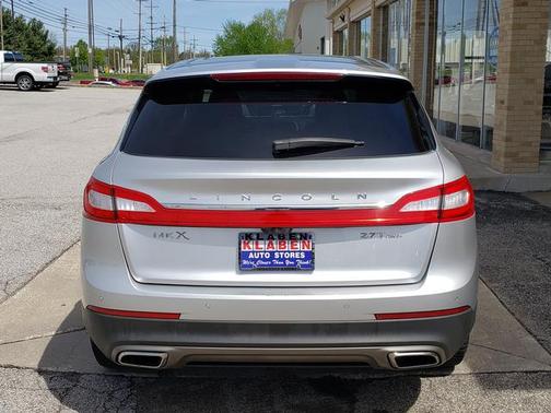 Ingot Silver Metallic 2017 Lincoln MKX Reserve