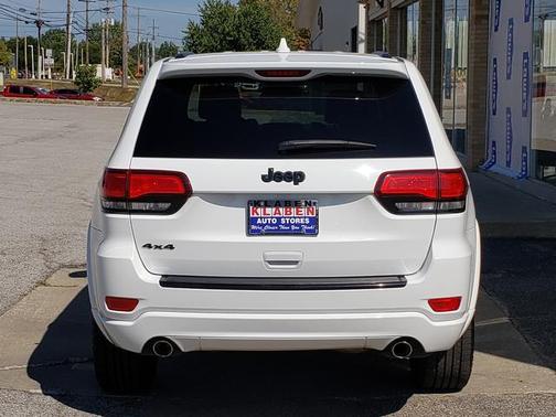 2016 Jeep Grand Cherokee Laredo