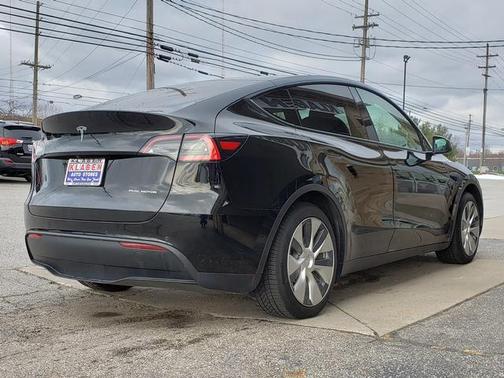2021 Tesla Model Y Long Range Dual Motor All-Wheel Drive
