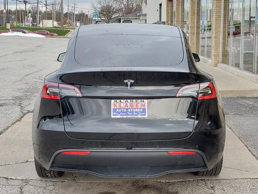 2021 Tesla Model Y Long Range Dual Motor All-Wheel Drive