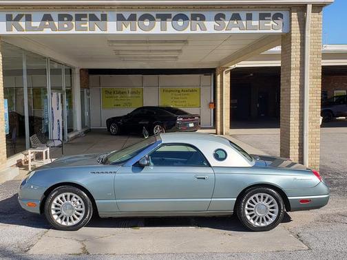 2004 Ford Thunderbird Base