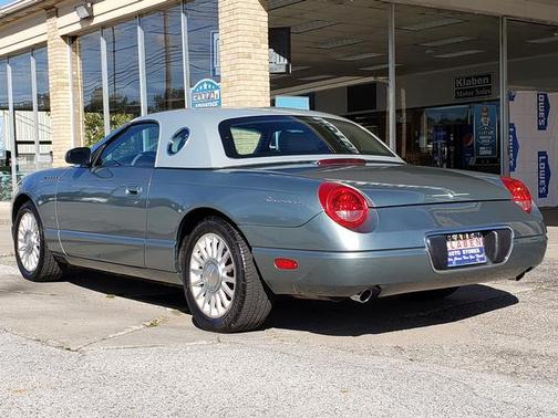 2004 Ford Thunderbird Base