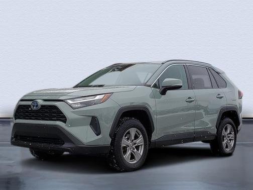 2022 Toyota RAV4 Hybrid XLE