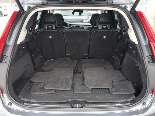 2020 Volvo XC90 T6 Inscription