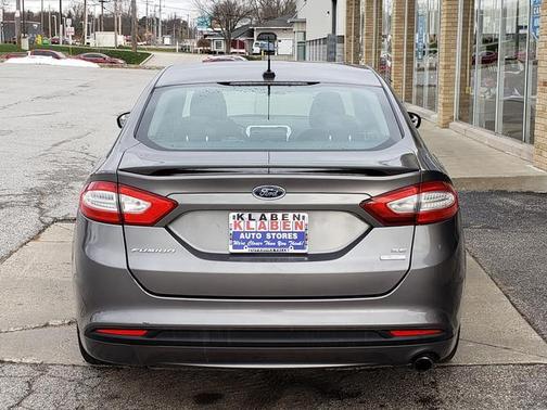 2014 Ford Fusion SE