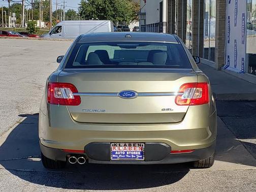 2012 Ford Taurus SEL