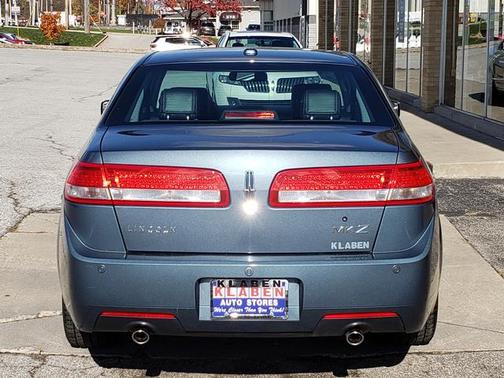 2012 Lincoln MKZ Base