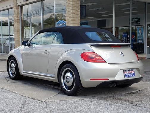 Moonrock Silver Metallic 2013 Volkswagen Beetle 2.5L
