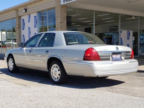 2006 Mercury Grand Marquis 4dr Sdn GS