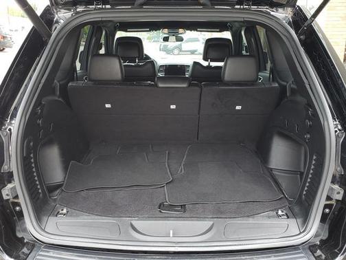 Diamond Black Crystal Pearlcoat 2021 Jeep Grand Cherokee Laredo
