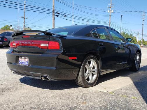 2013 Dodge Charger SXT