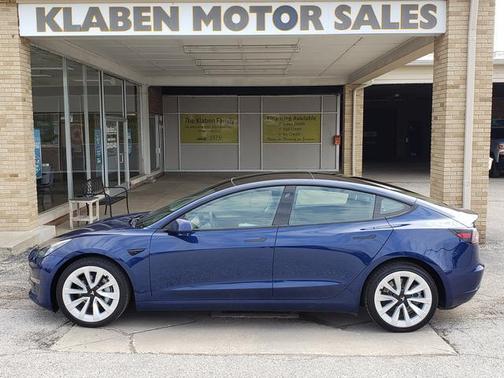 2022 Tesla Model 3 Standard Range