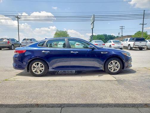 2018 Kia Optima LX