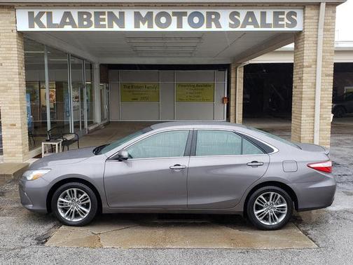 2017 Toyota Camry SE