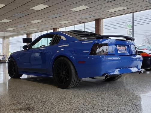 2003 Ford Mustang Mach I