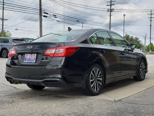Crystal Black Silica 2018 Subaru Legacy Premium