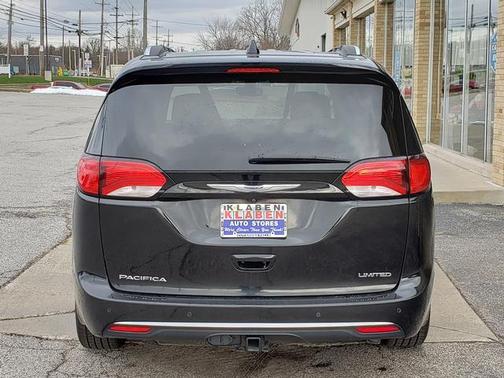 2018 Chrysler Pacifica Limited