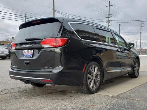 2018 Chrysler Pacifica Limited