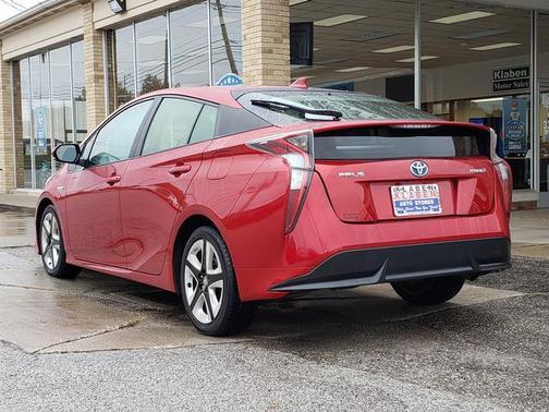 2016 Toyota Prius Four