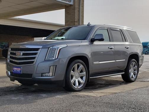2018 Cadillac Escalade Luxury