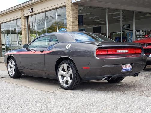 Granite Crystal Metallic Clearcoat 2014 Dodge Challenger SXT
