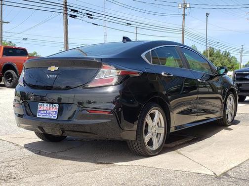 Mosaic Black Metallic 2018 Chevrolet Volt LT