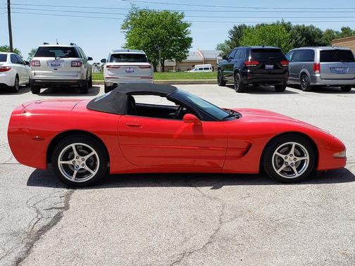 Torch Red 2002 Chevrolet Corvette Base