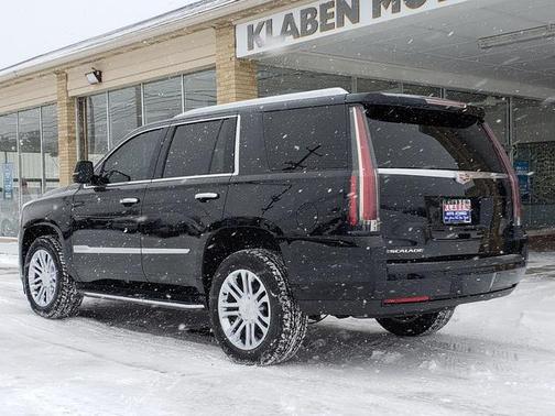 2017 Cadillac Escalade Base