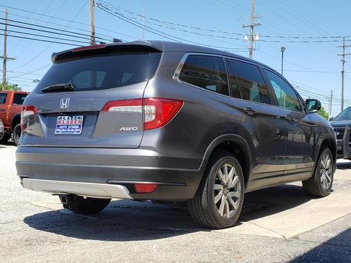 Modern Steel Metallic 2019 Honda Pilot EX-L