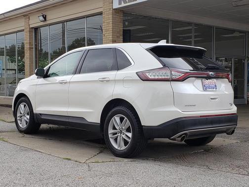 Oxford White 2017 Ford Edge SEL