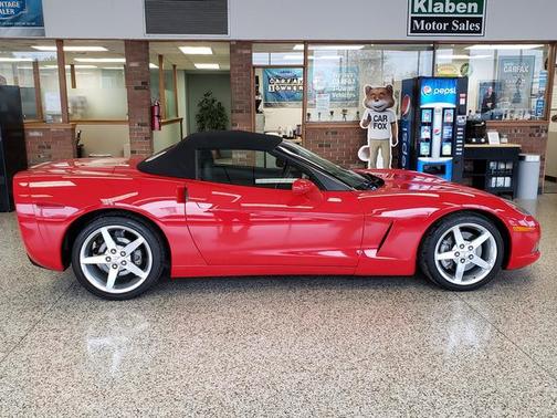2005 Chevrolet Corvette Base