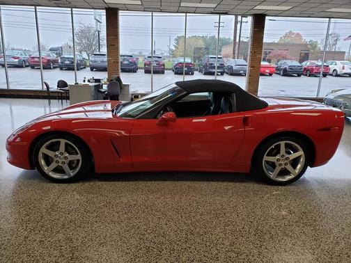 2005 Chevrolet Corvette Base