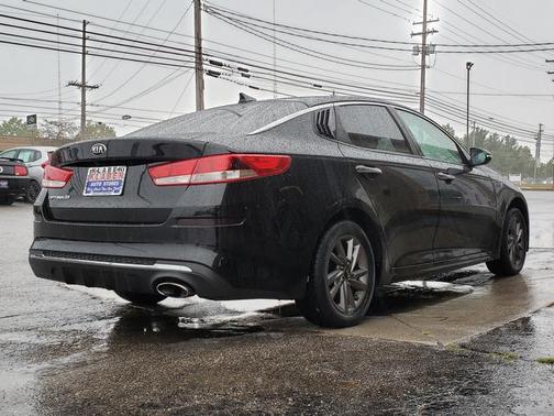 2020 Kia Optima LX