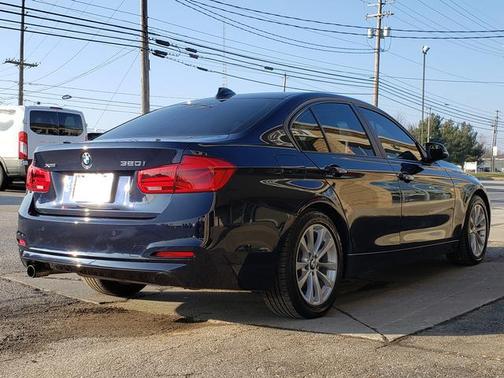2016 BMW 320 i